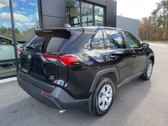 Used 2025 Toyota RAV4 LE image 6