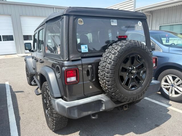Used 2018 Jeep Wrangler Unlimited Sport AWD/4WD image 3