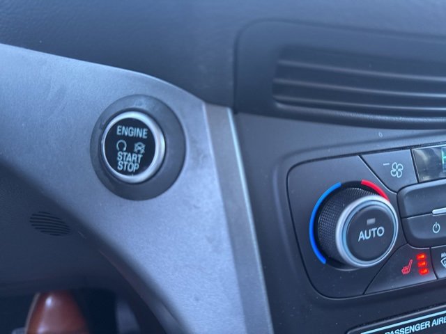 Used 2019 Ford Escape SEL image 20