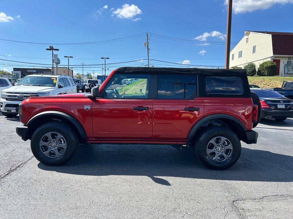Used 2022 Ford Bronco Big Bend image 4