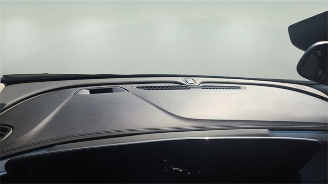 Used 2025 Buick Encore GX Sport Touring image 9