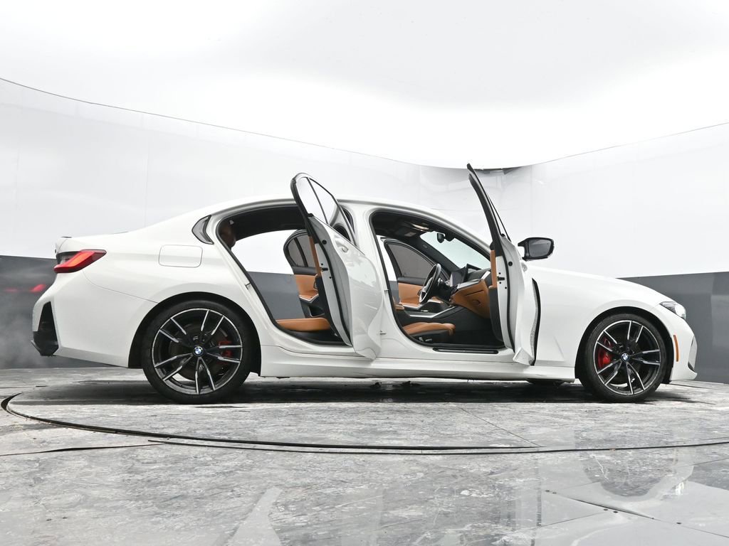 Used 2023 BMW M340i w/ Shadowloine Package image 92