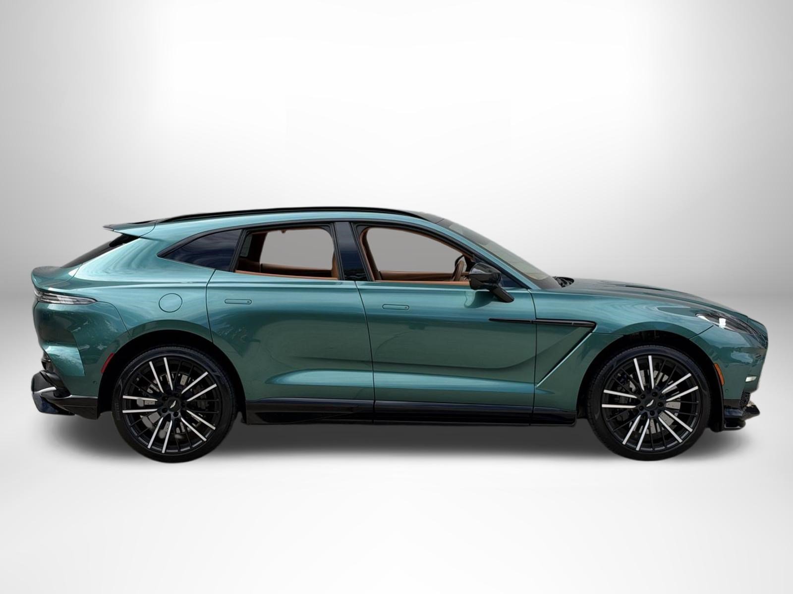 Used 2023 Aston Martin DBX 707 AWD/4WD image 13