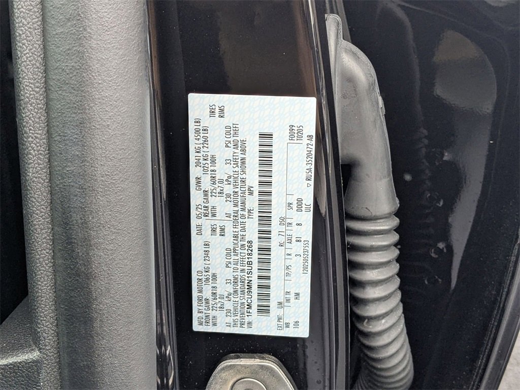 Used 2025 Ford Escape ST-Line image 38