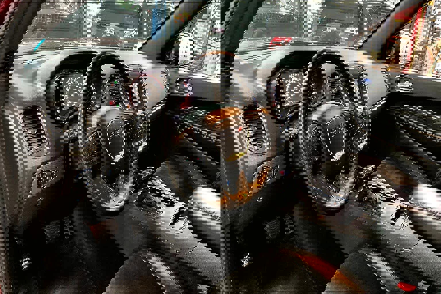 Used 2018 Dodge Durango GT image 15