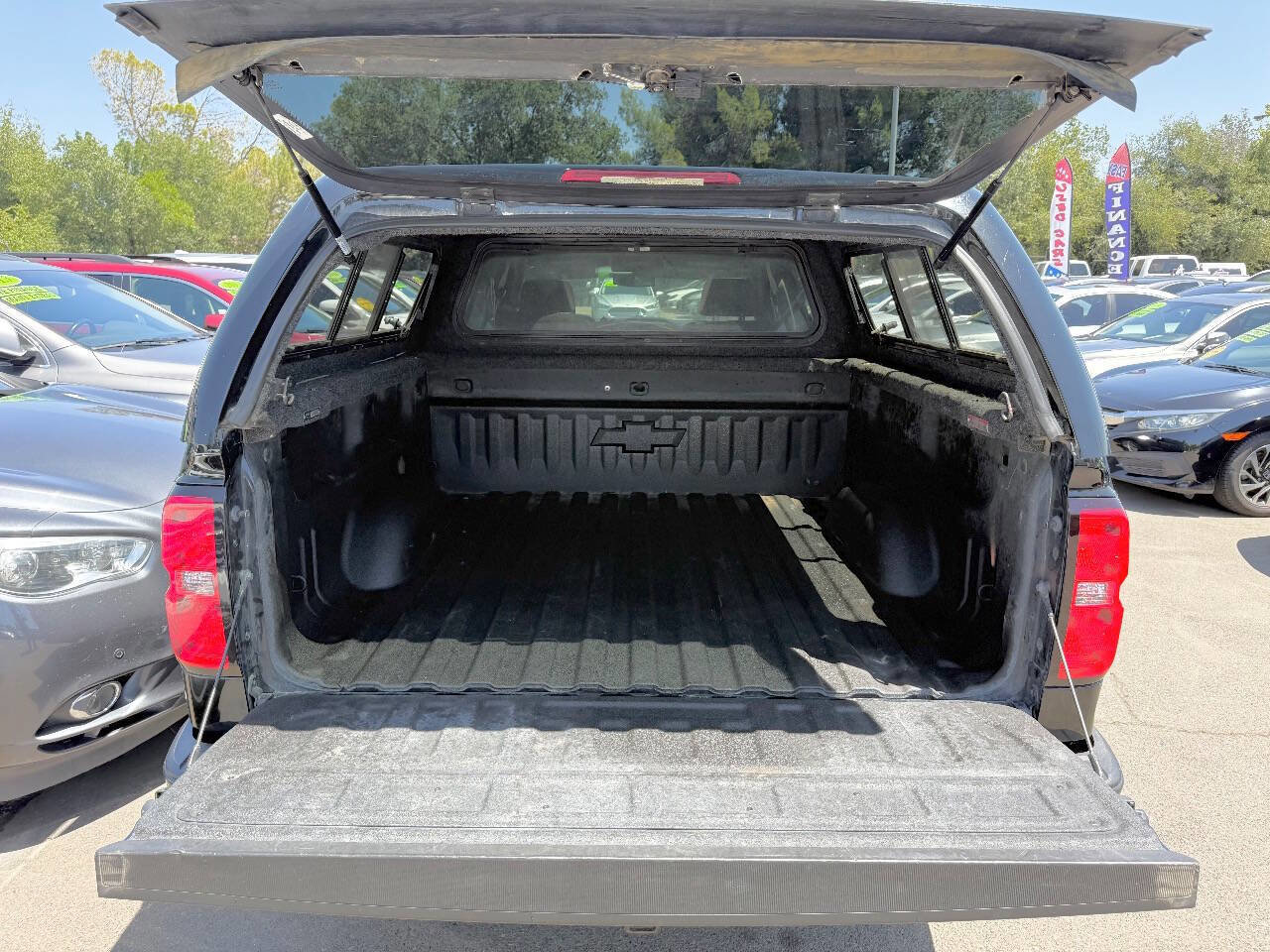 Used 2018 Chevrolet Silverado 1500 W/T w/ Special Service Package AWD/4WD image 8