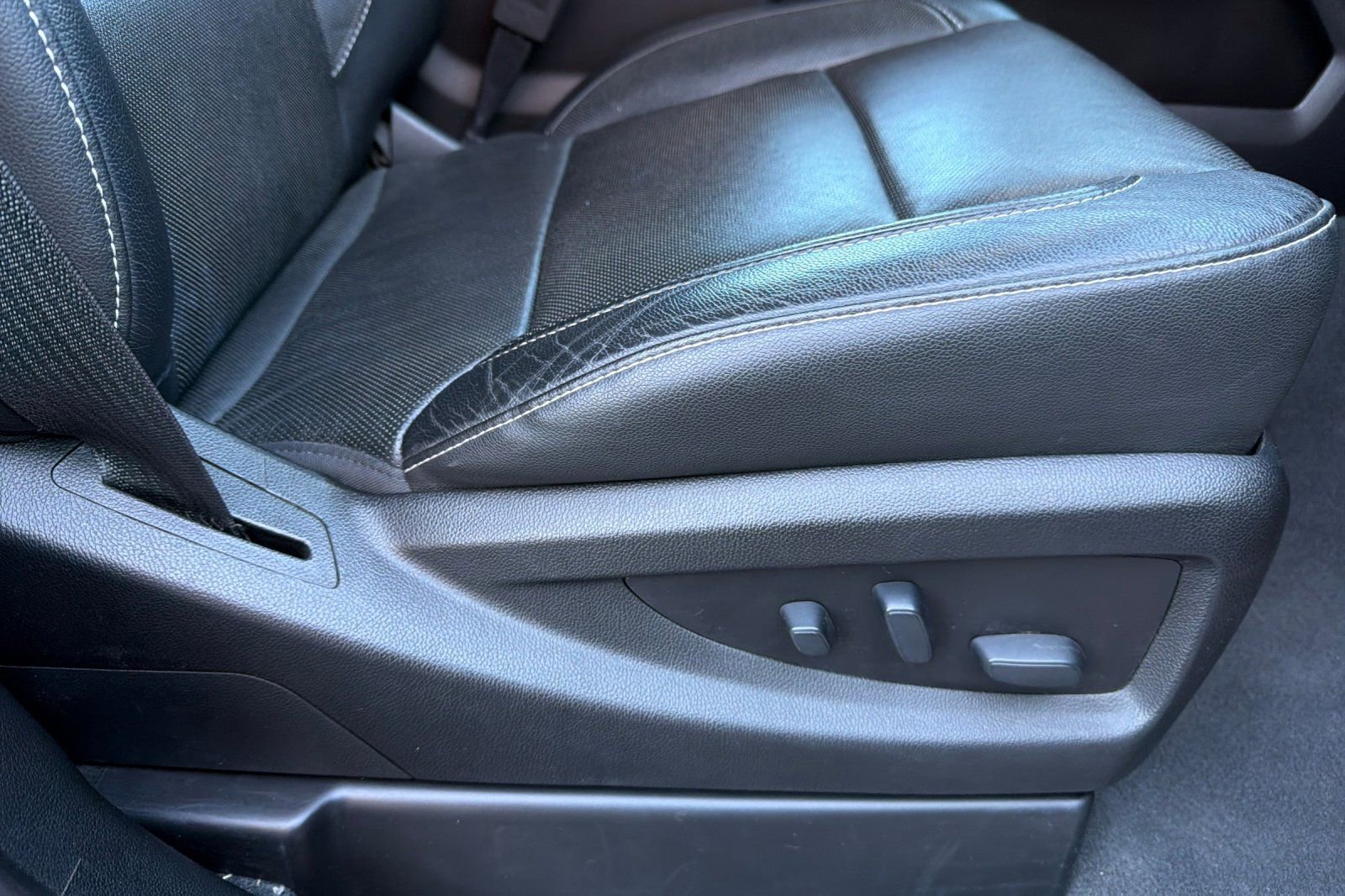 Used 2019 GMC Sierra 2500 SLT w/ Duramax Plus Package image 22