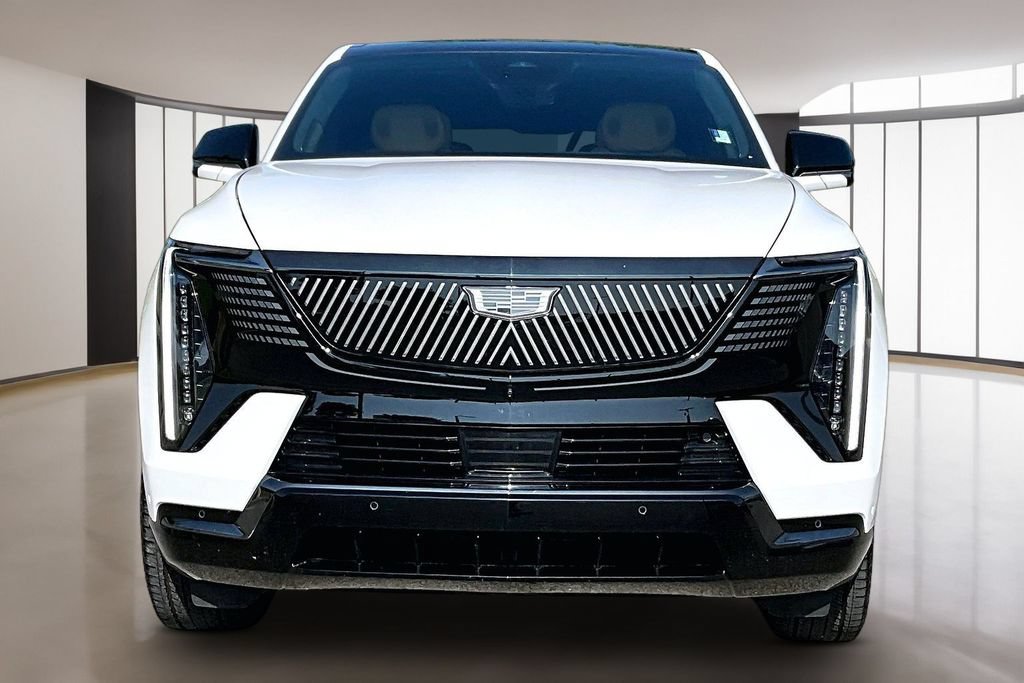 Used 2025 Cadillac Escalade IQ Sport 2 AWD/4WD image 3