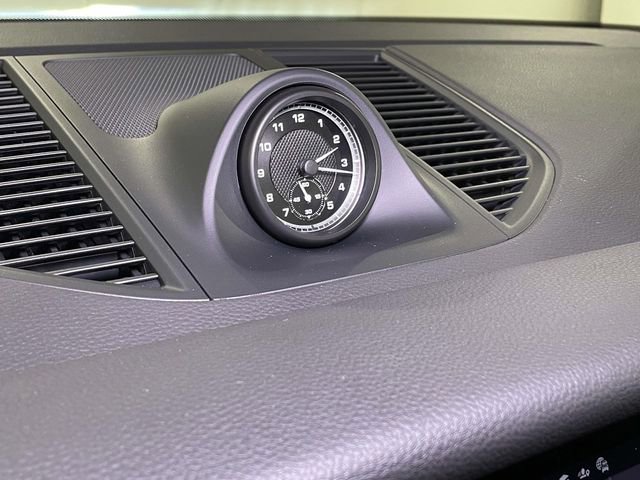 New 2026 Porsche Macan image 34