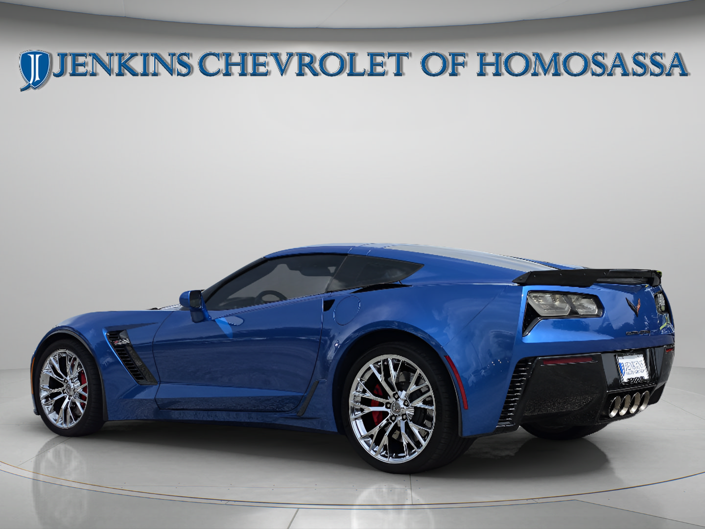 Used 2015 Chevrolet Corvette Z06 w/ 3LZ Preferred Equipment Group RWD image 8
