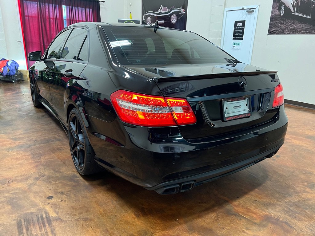 Used 2011 Mercedes-Benz E 63 AMG Sedan image 7