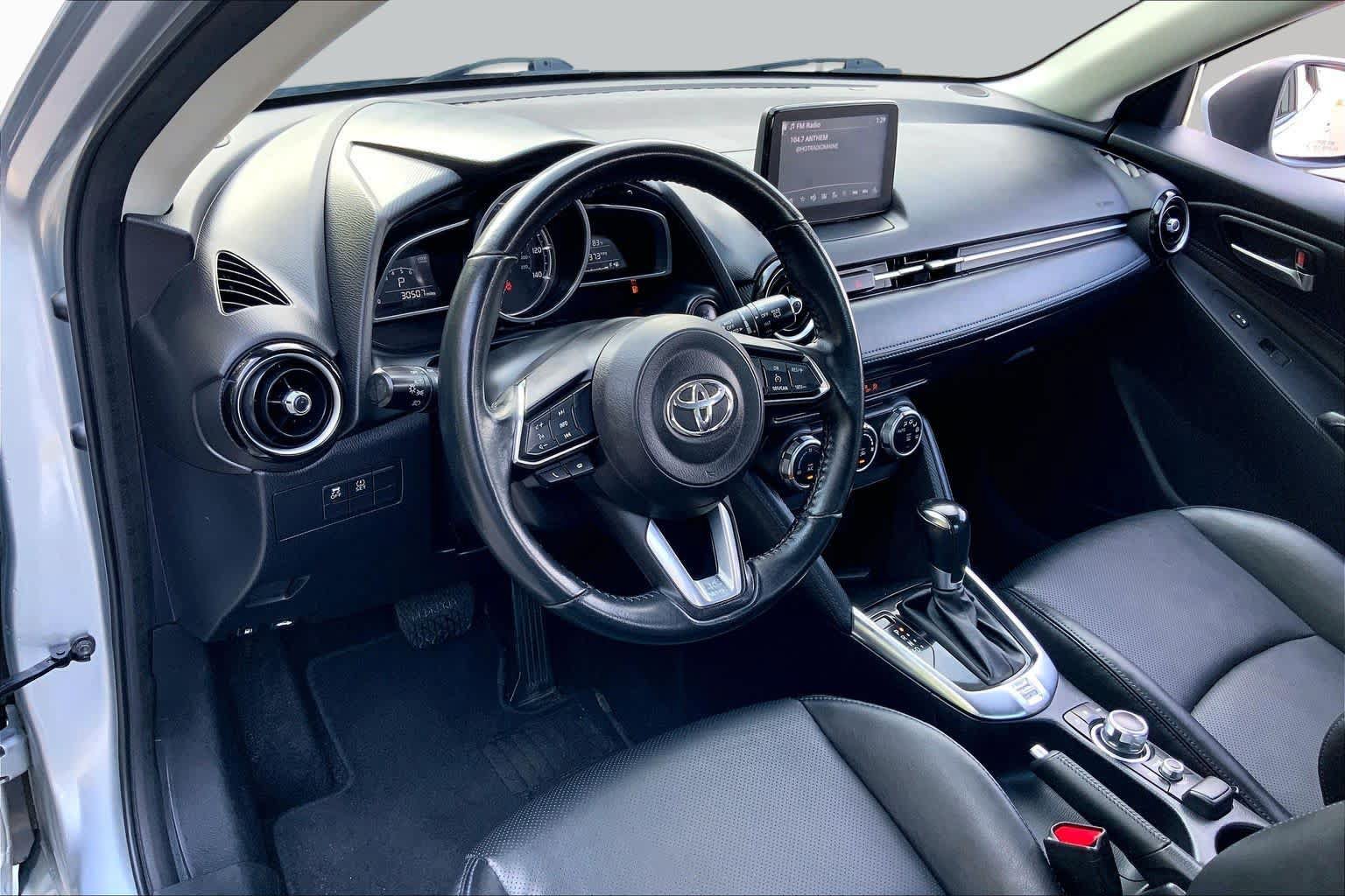 Used 2020 Toyota Yaris XLE FWD image 18