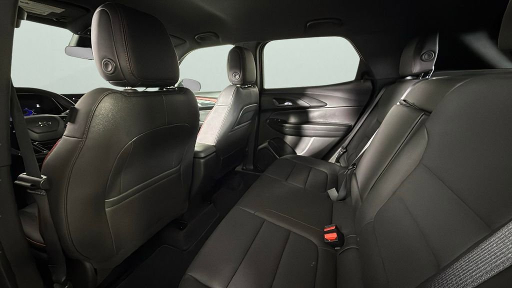 Certified 2024 Chevrolet TrailBlazer RS w/ Driver Confidence Package image 19