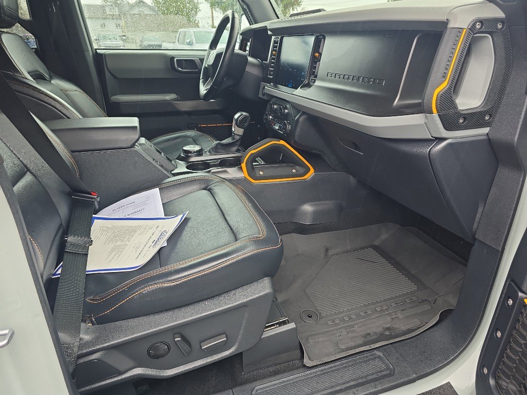 Used 2021 Ford Bronco Badlands image 15