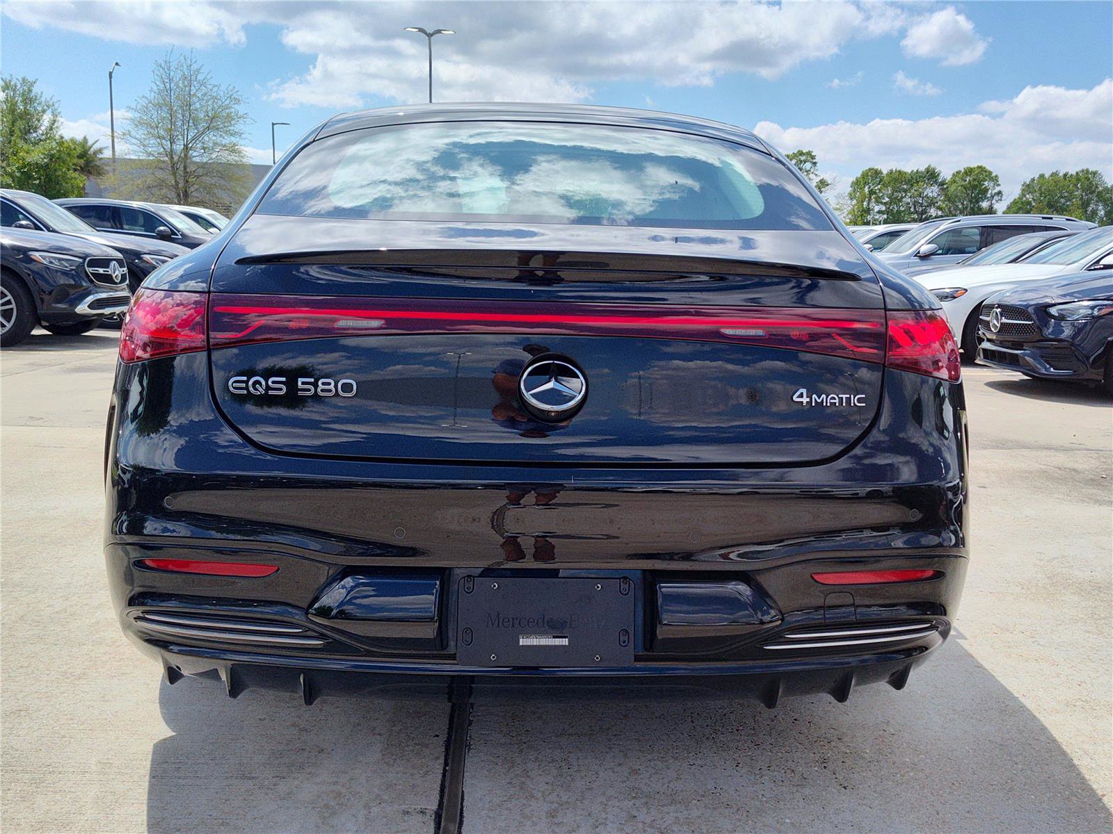 Certified 2022 Mercedes-Benz EQS 580 4MATIC Sedan image 5