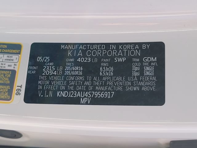 Certified 2025 Kia Soul LX w/ LX Technology Package FWD image 18