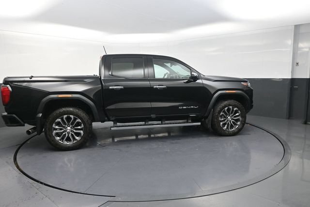 Used 2023 GMC Canyon Denali AWD/4WD image 9