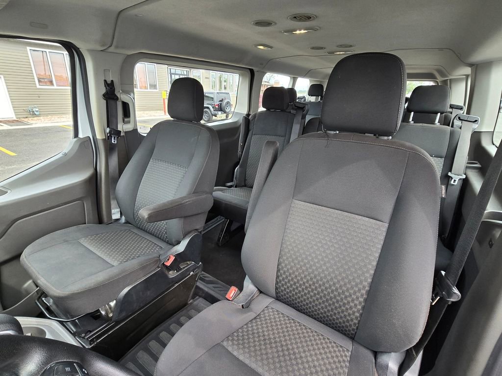 Used 2021 Ford Transit 350 XLT image 23