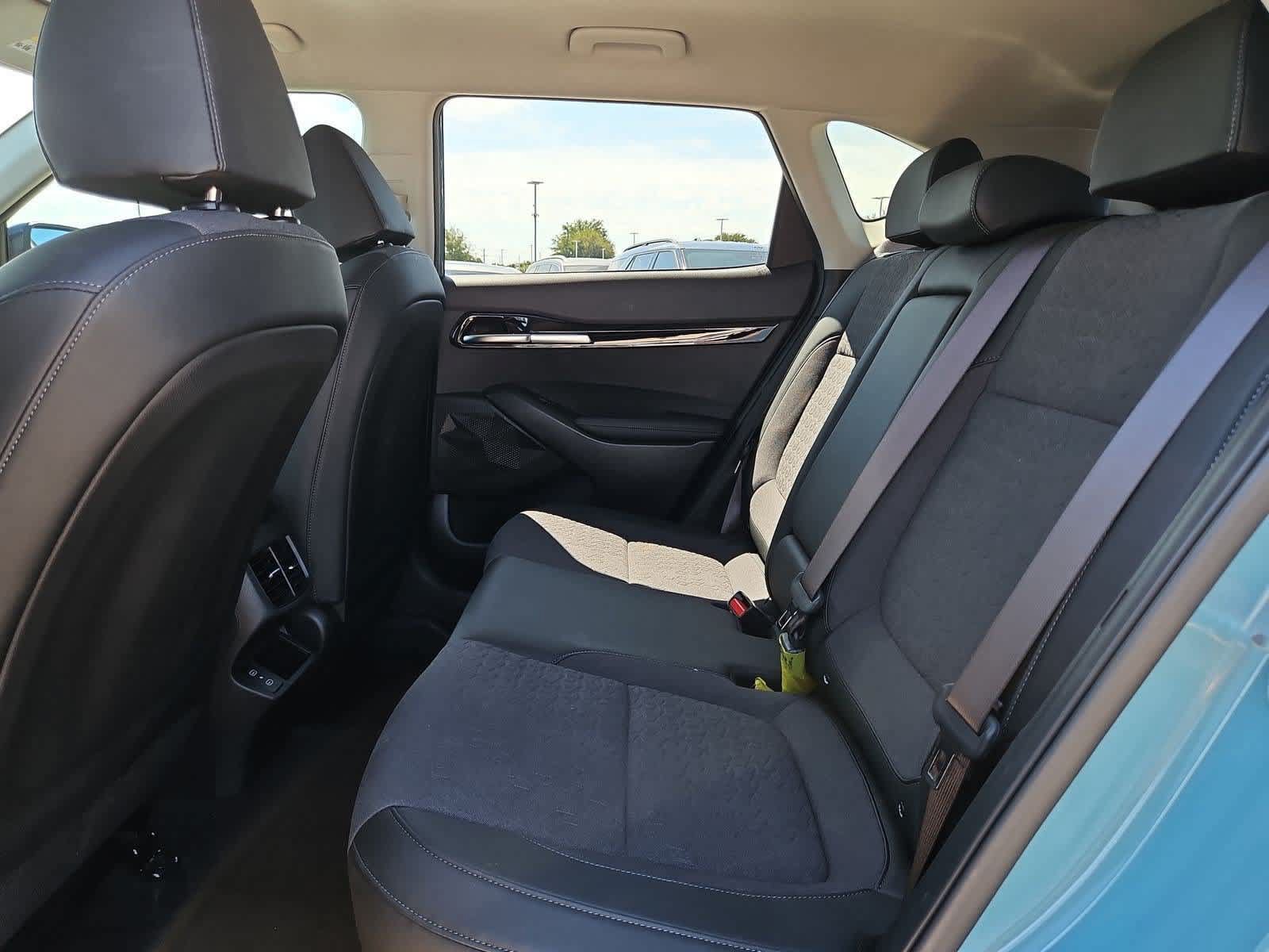 Certified 2024 Kia Seltos S FWD image 18