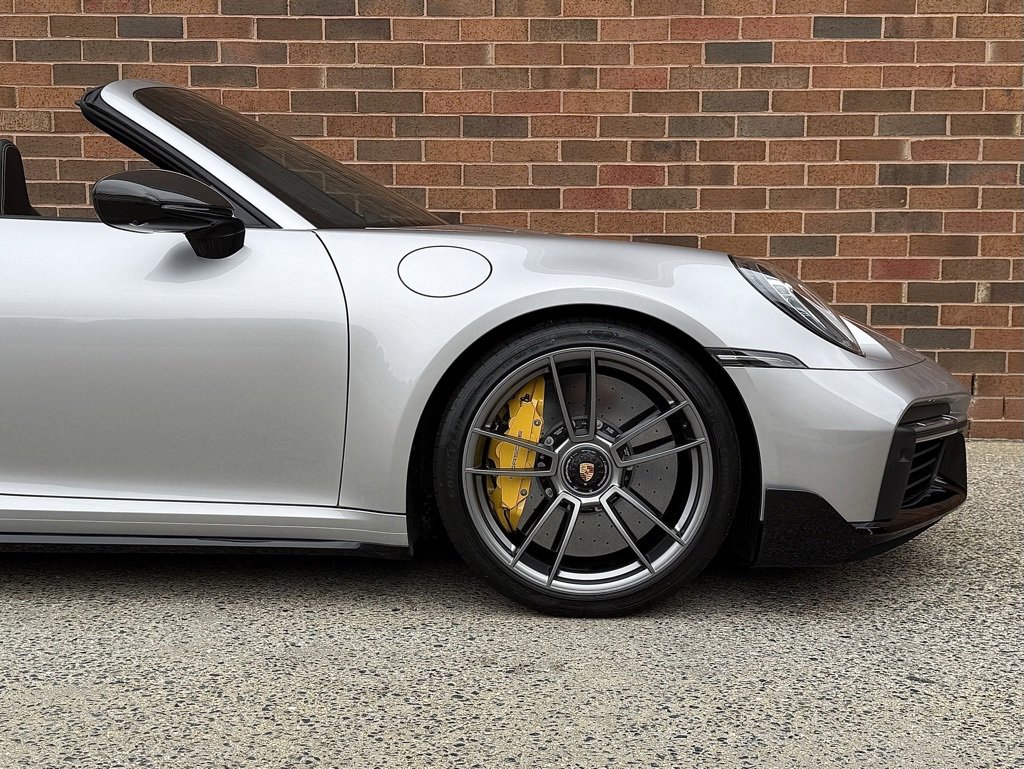 Used 2022 Porsche 911 Turbo S image 11