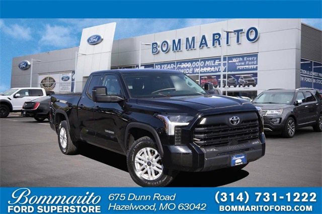 Used 2023 Toyota Tundra SR5 w/ SR5 Convenience Package image 1