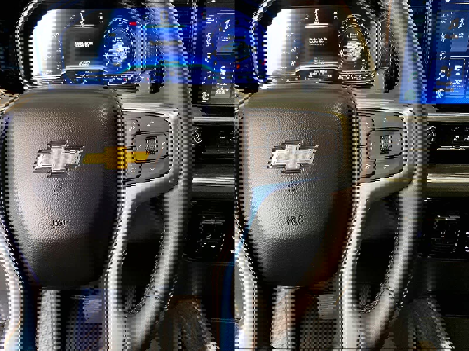 Used 2023 Chevrolet Silverado 1500 LTZ w/ LTZ Convenience Package II image 24