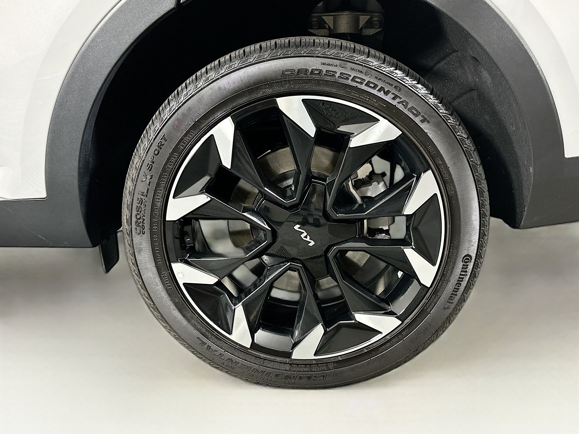 Used 2025 Kia Sorento EX image 11