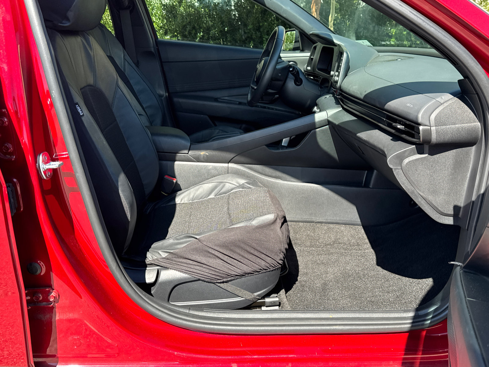 Used 2026 Hyundai Elantra Sport FWD image 13