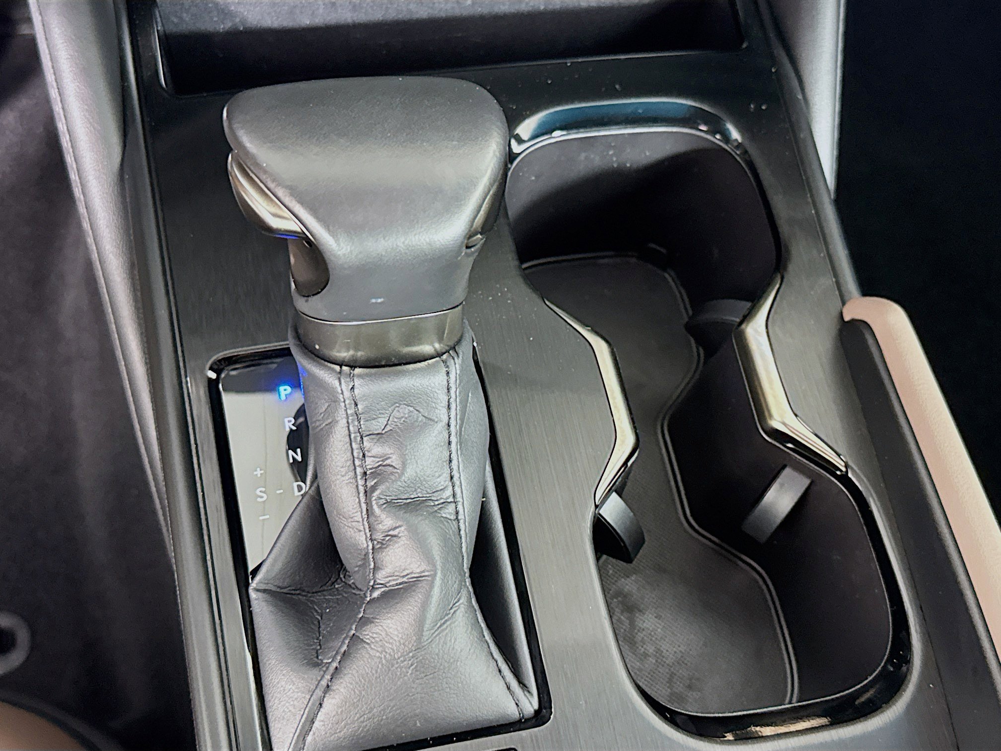 Used 2024 Lexus ES 350 w/ Premium Package image 19