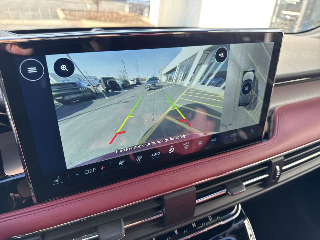 Used 2025 Lincoln Corsair Reserve w/ Equipment Group 202A image 20