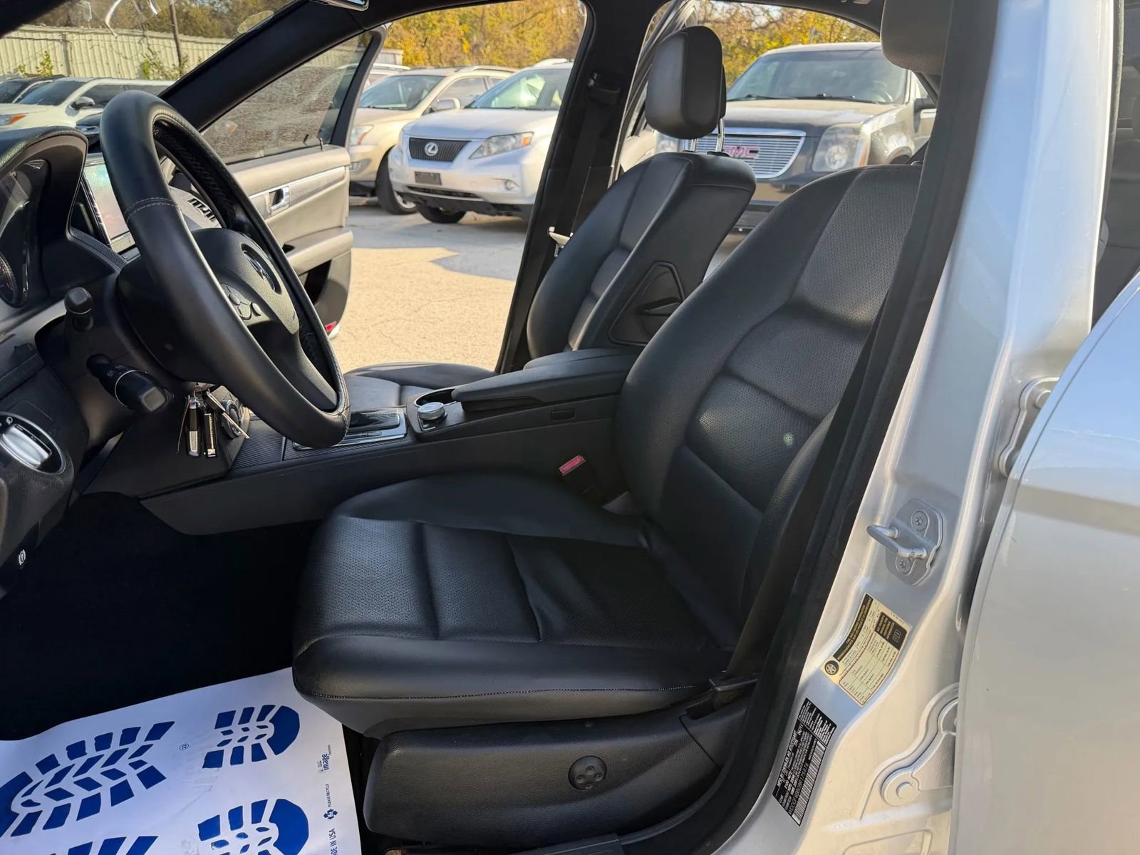 Used 2011 Mercedes-Benz C 300 4MATIC Sedan image 14