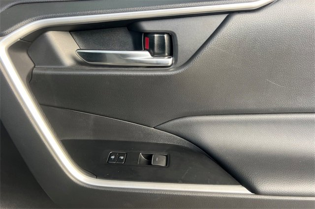 Used 2024 Toyota RAV4 XLE image 22