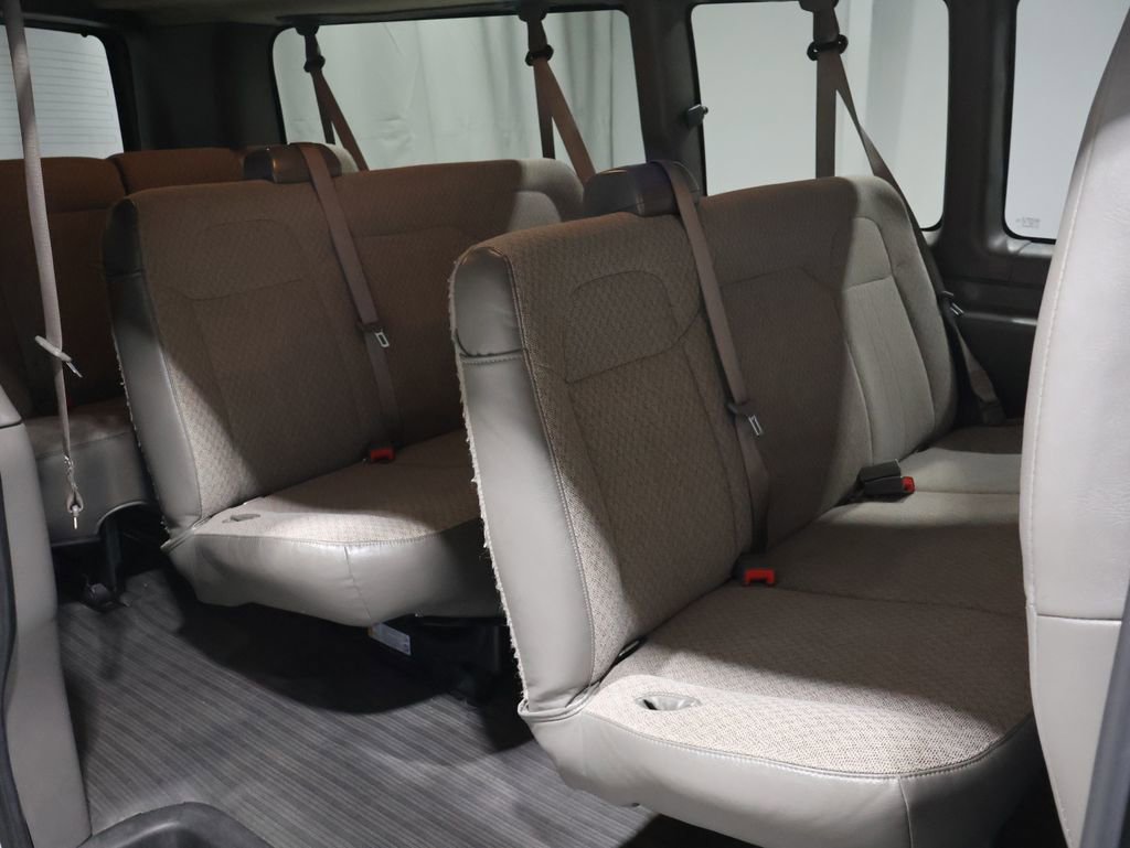 Used 2023 Chevrolet Express 3500 LS image 15