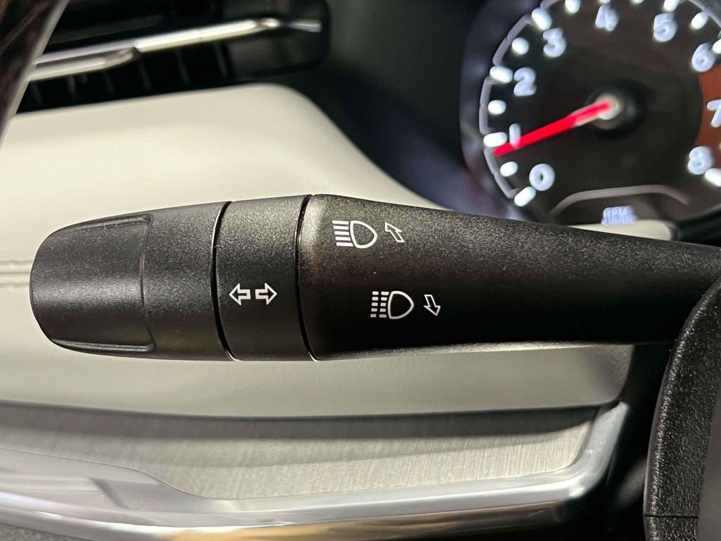 Used 2022 Jeep Compass Limited w/ Sun and Sound Group AWD/4WD image 26