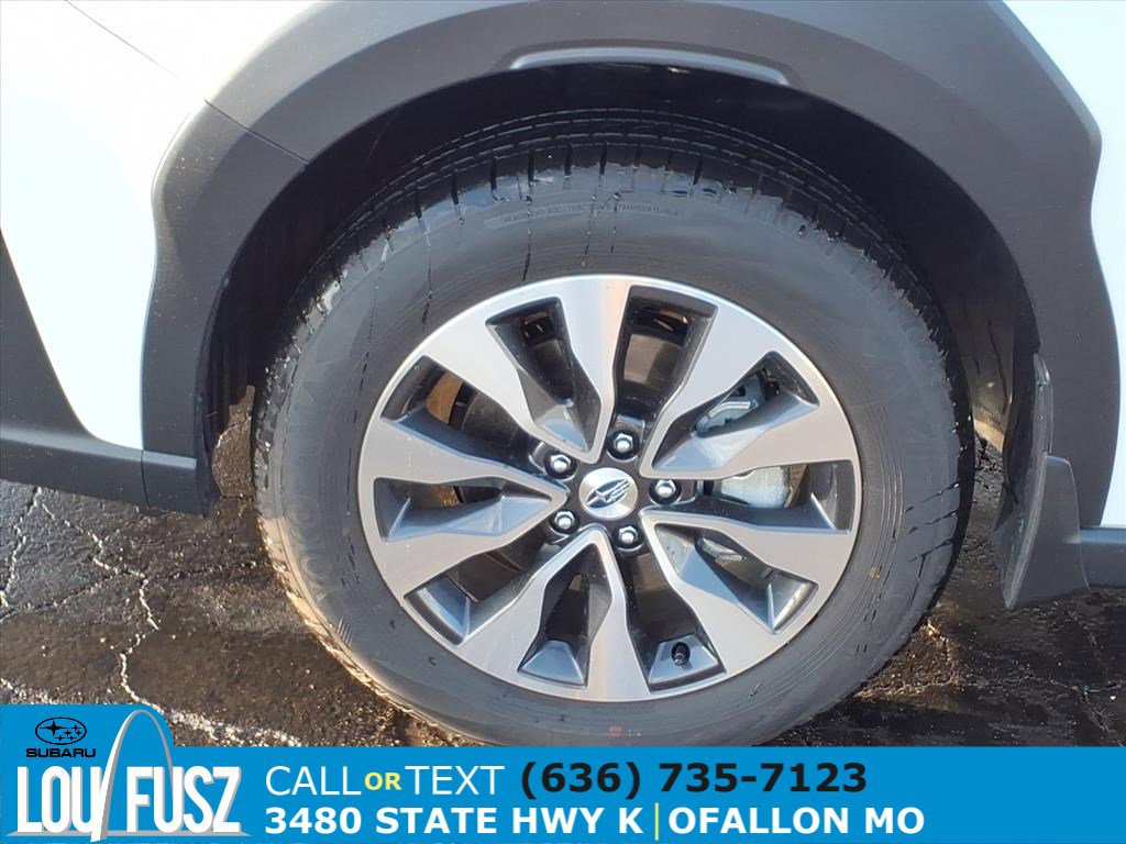 Certified 2025 Subaru Outback Limited image 30