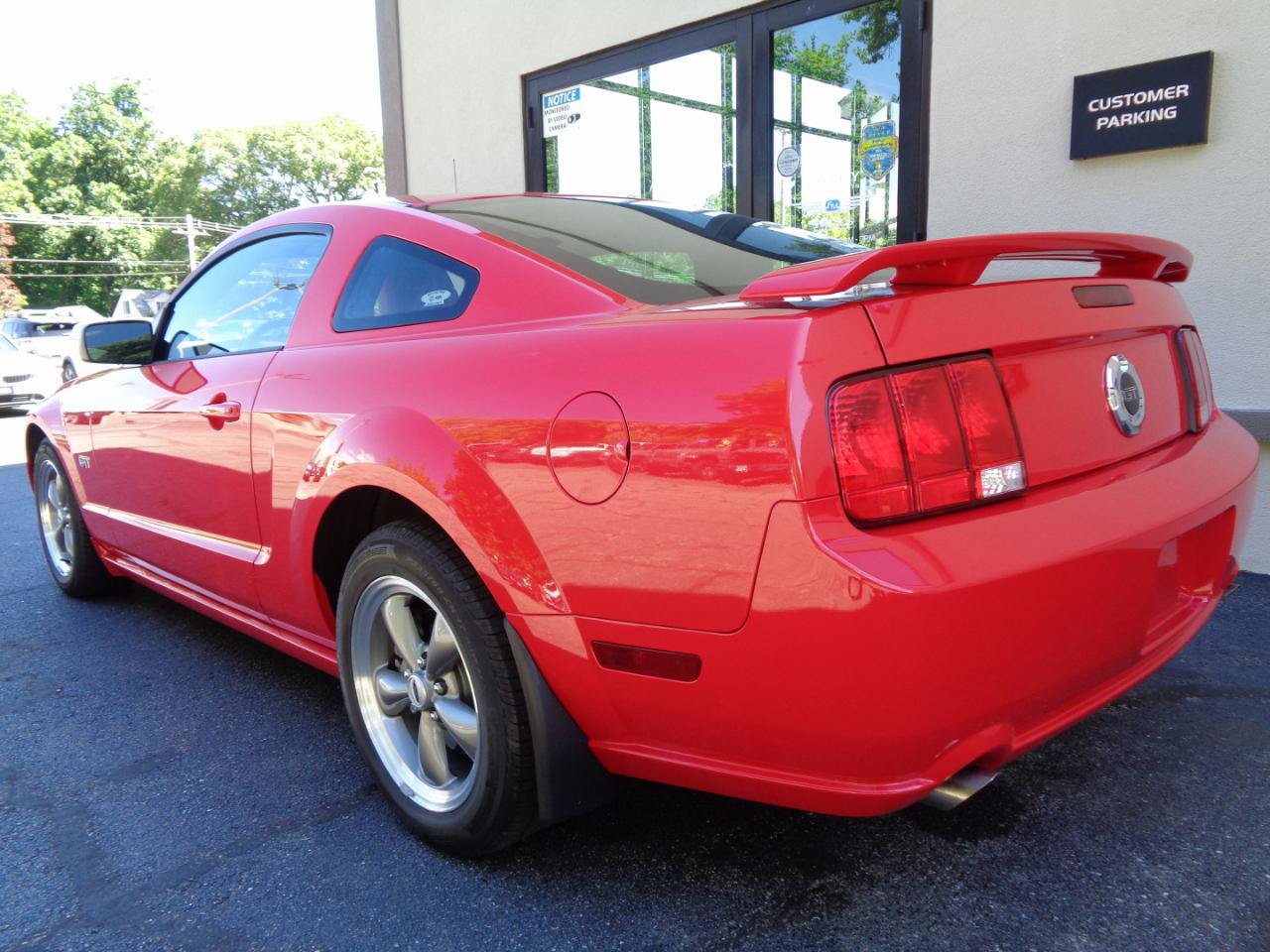 Used 2006 Ford Mustang GT RWD image 7