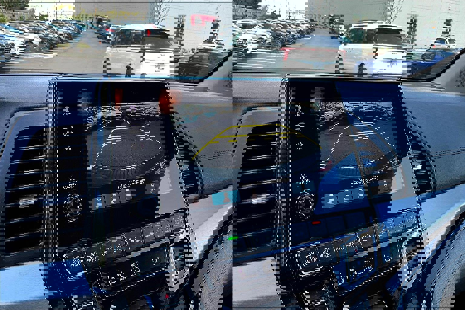 Used 2018 Honda Odyssey Elite image 14