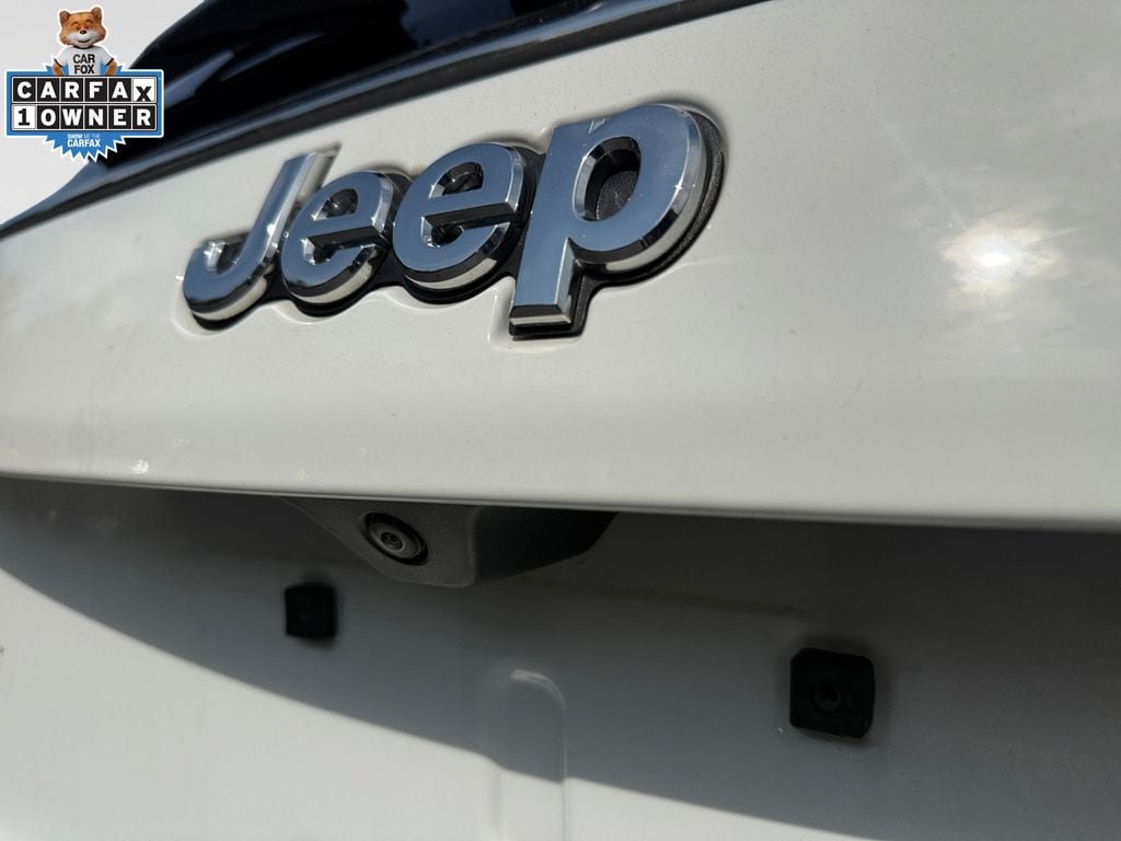 Used 2023 Jeep Compass Latitude AWD/4WD image 17