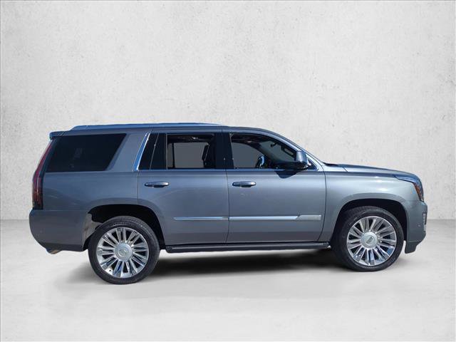Used 2018 Cadillac Escalade Platinum image 4