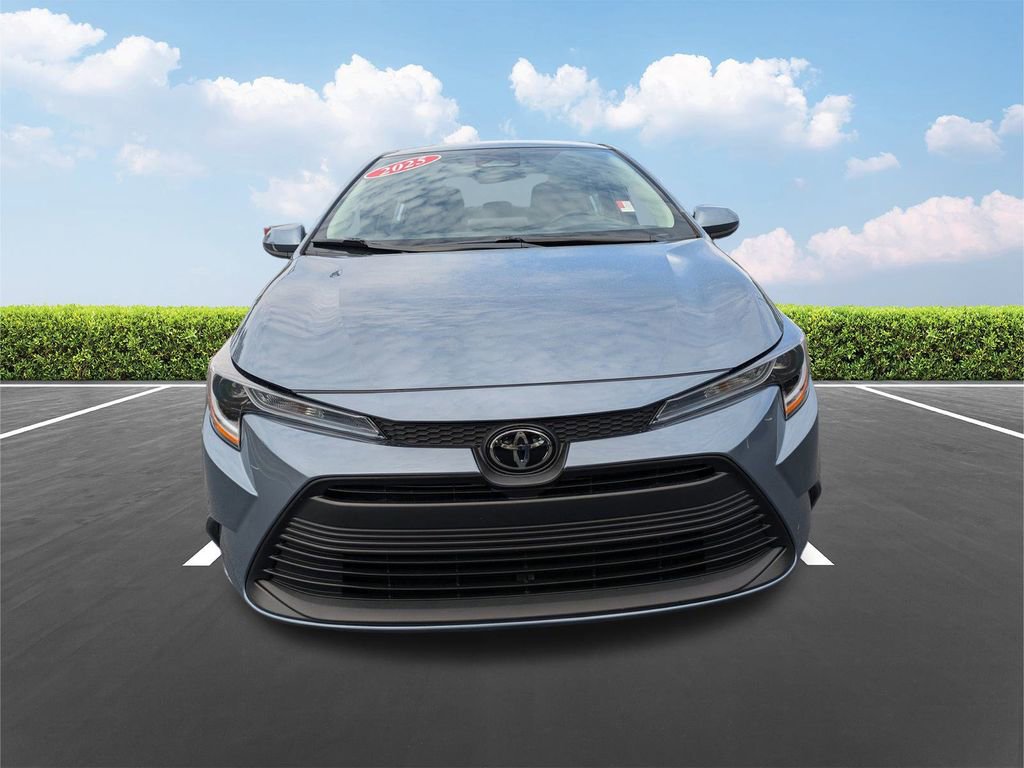 Certified 2025 Toyota Corolla LE image 9