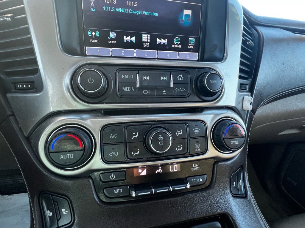 Used 2017 Chevrolet Suburban LT image 20