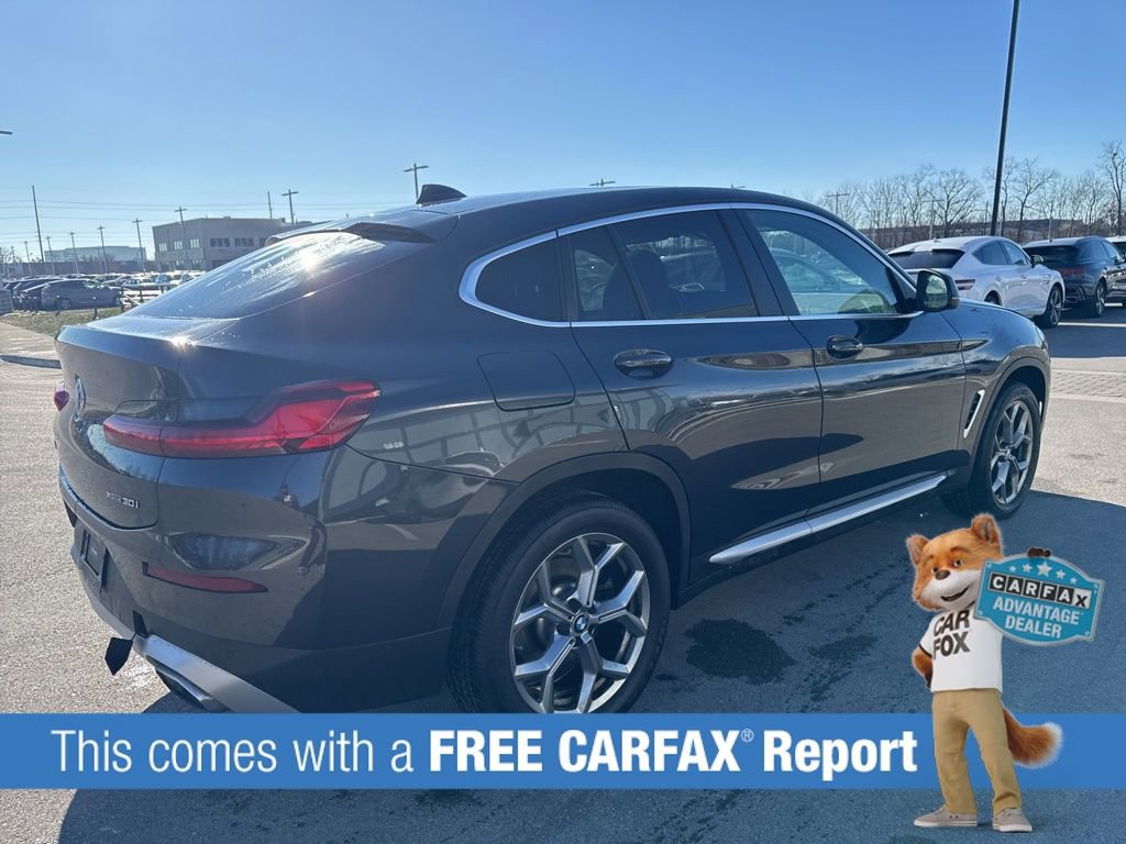 Used 2023 BMW X4 xDrive30i w/ Premium Package image 2