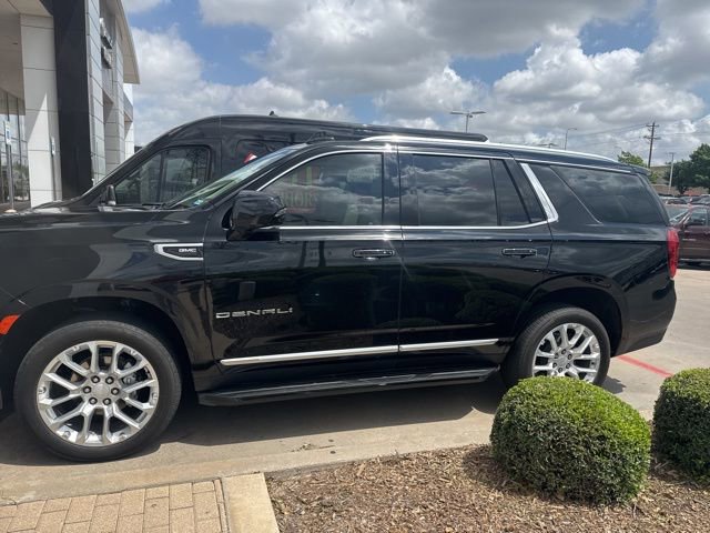 Used 2023 GMC Yukon Denali image 5