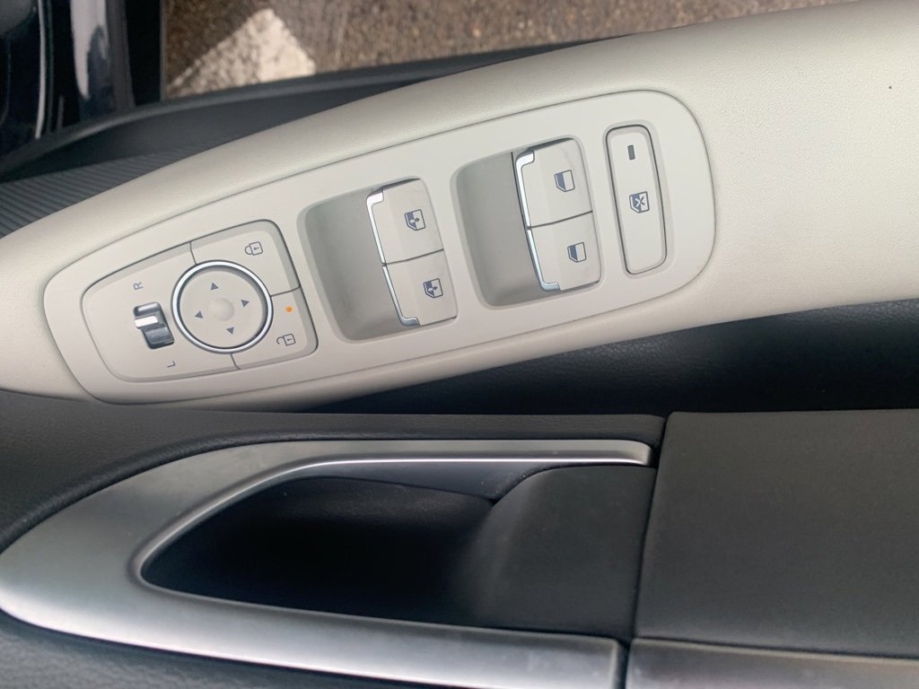 Certified 2025 Hyundai Sonata SEL image 17