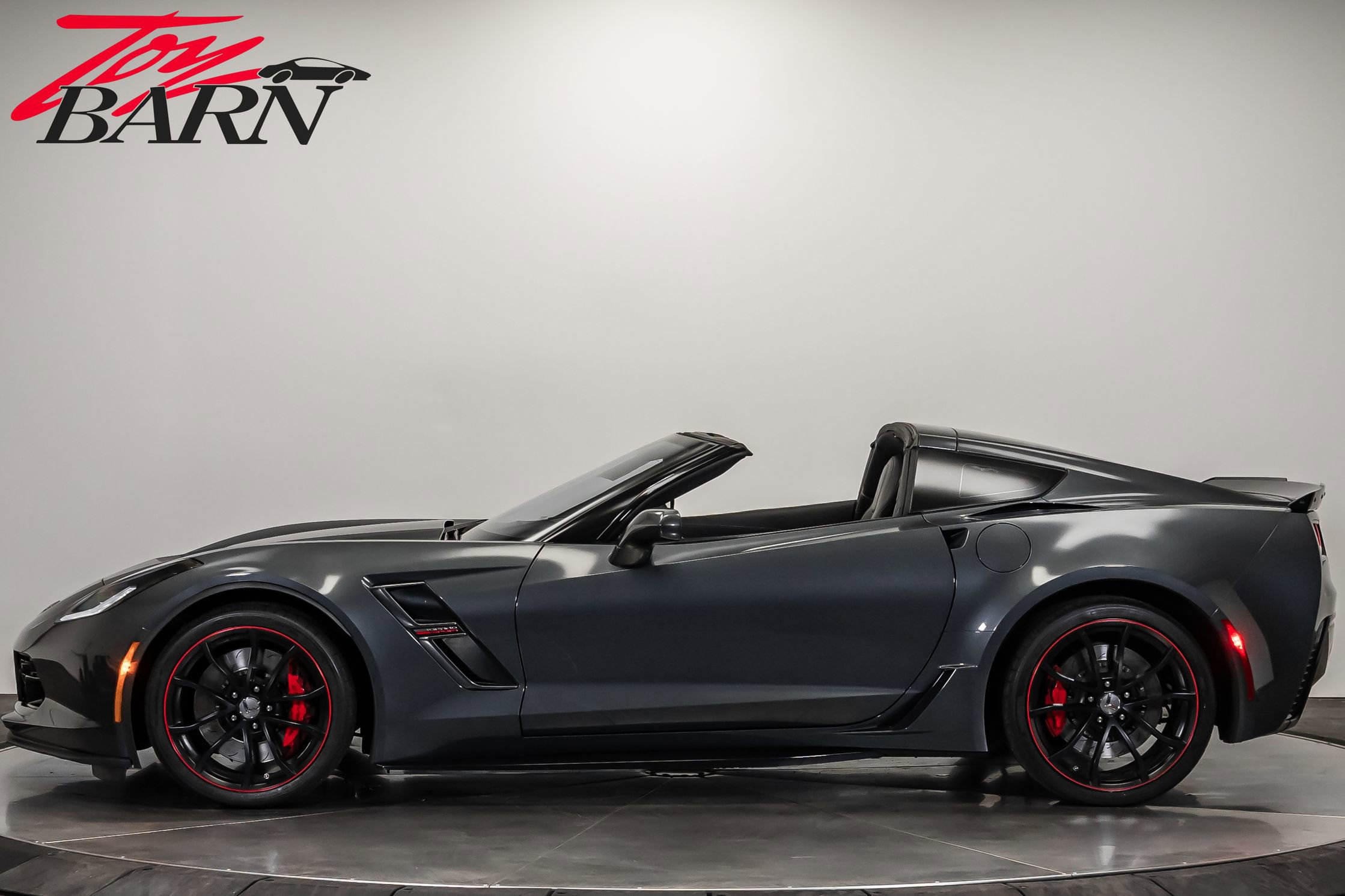 Used 2018 Chevrolet Corvette Grand Sport video 2