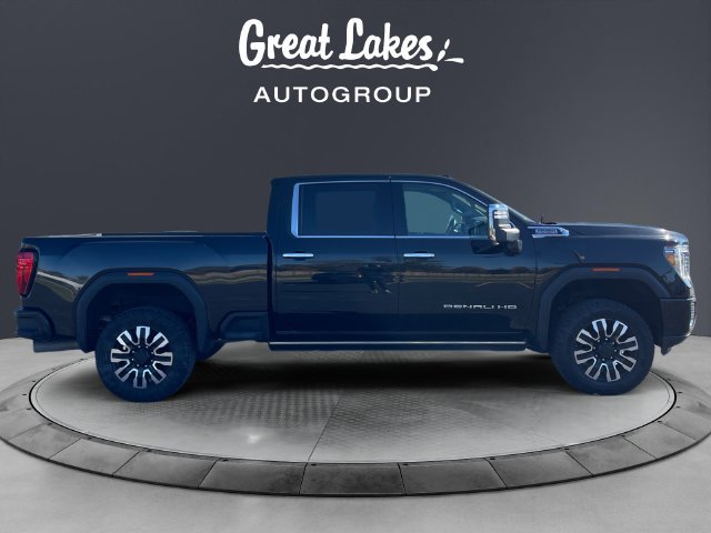 Used 2022 GMC Sierra 2500 Denali w/ Denali Black Diamond Edition AWD/4WD image 6