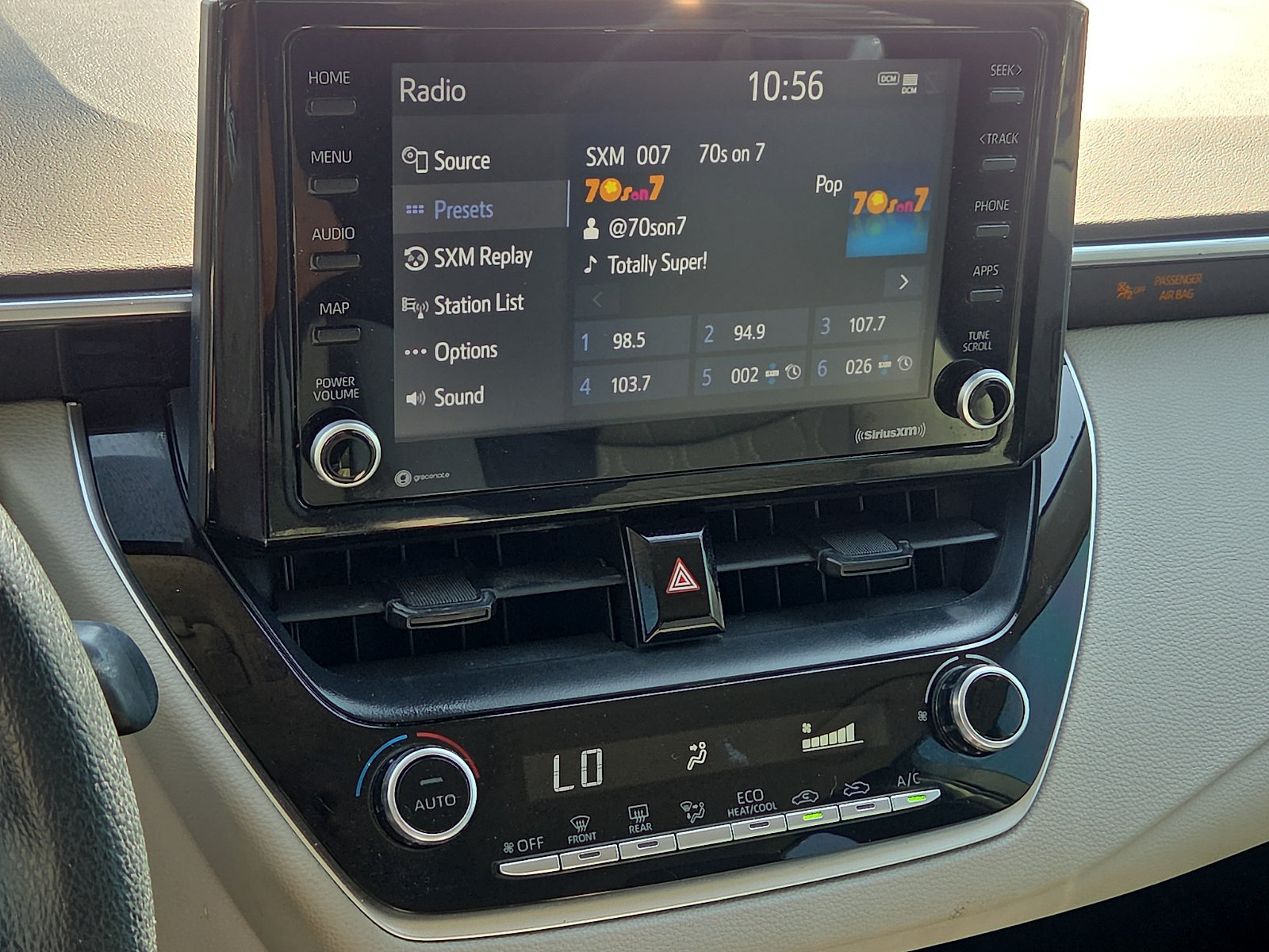 Used 2022 Toyota Corolla LE FWD image 16