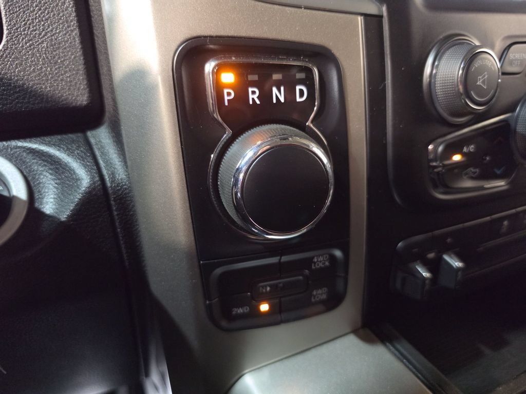 Used 2019 RAM 1500 Classic SLT AWD/4WD image 20