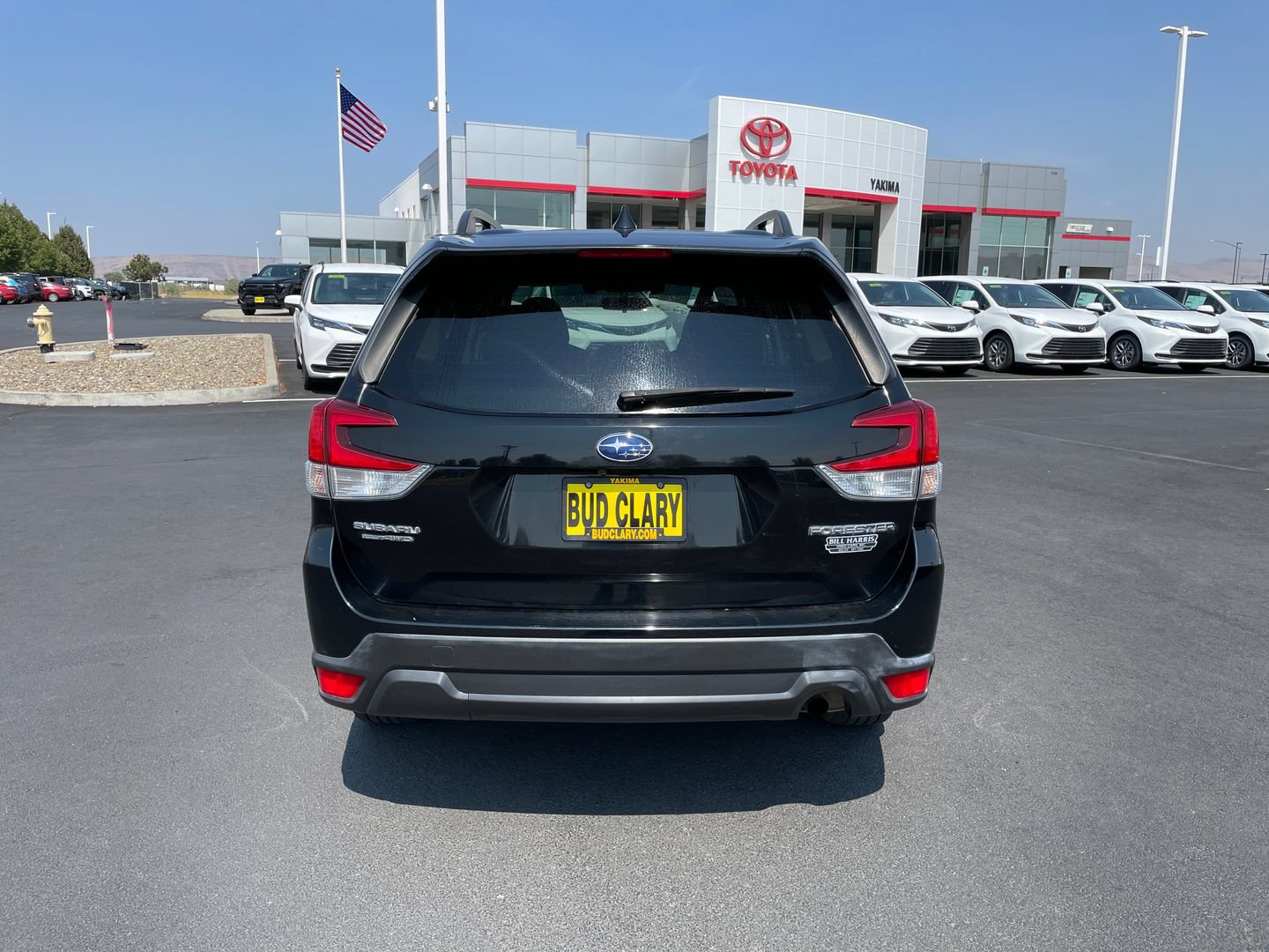 Used 2019 Subaru Forester Premium AWD/4WD image 4