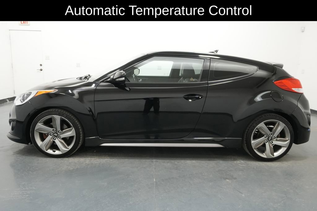 Used 2015 Hyundai Veloster Turbo w/ Option Group 04 FWD image 4